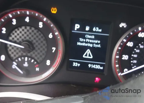 2021 Hyundai Veloster 2.0 z USA, uszkodzony, nr VIN KMHTG6AF2MU032599